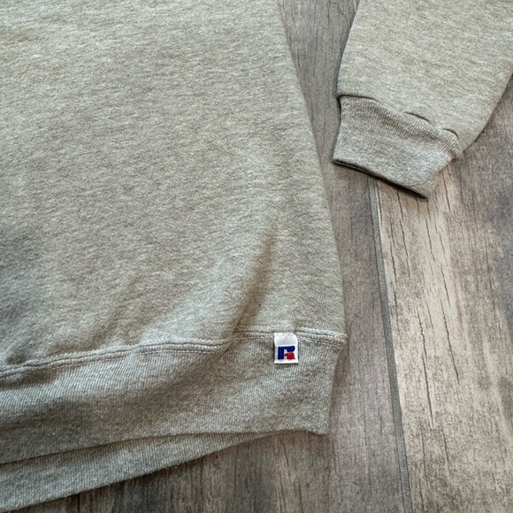 Vintage 1984 Russell Made in USA Burger wildlife art print sweatshirt - Picture 7 of 16